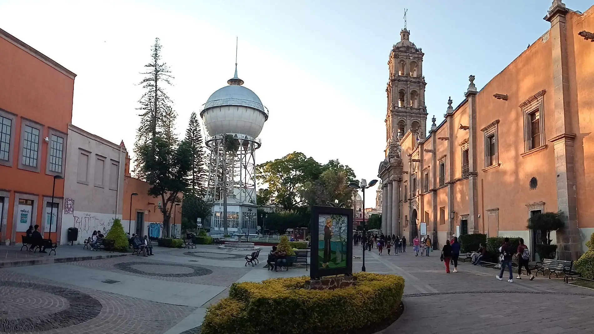 CELAYA  (1)